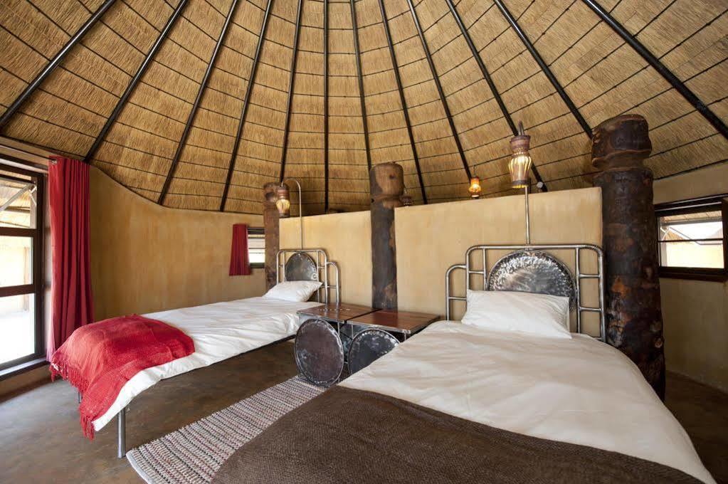 Ongula Village Homestead Lodge Ondangwa Eksteriør bilde