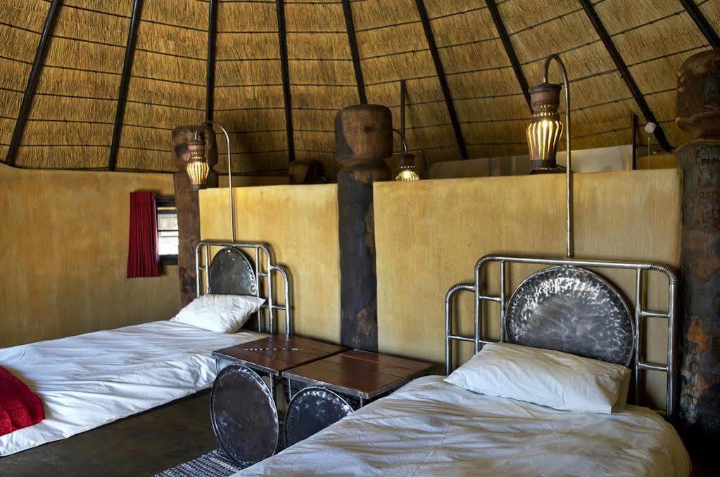 Ongula Village Homestead Lodge Ondangwa Eksteriør bilde