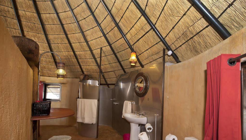 Ongula Village Homestead Lodge Ondangwa Eksteriør bilde