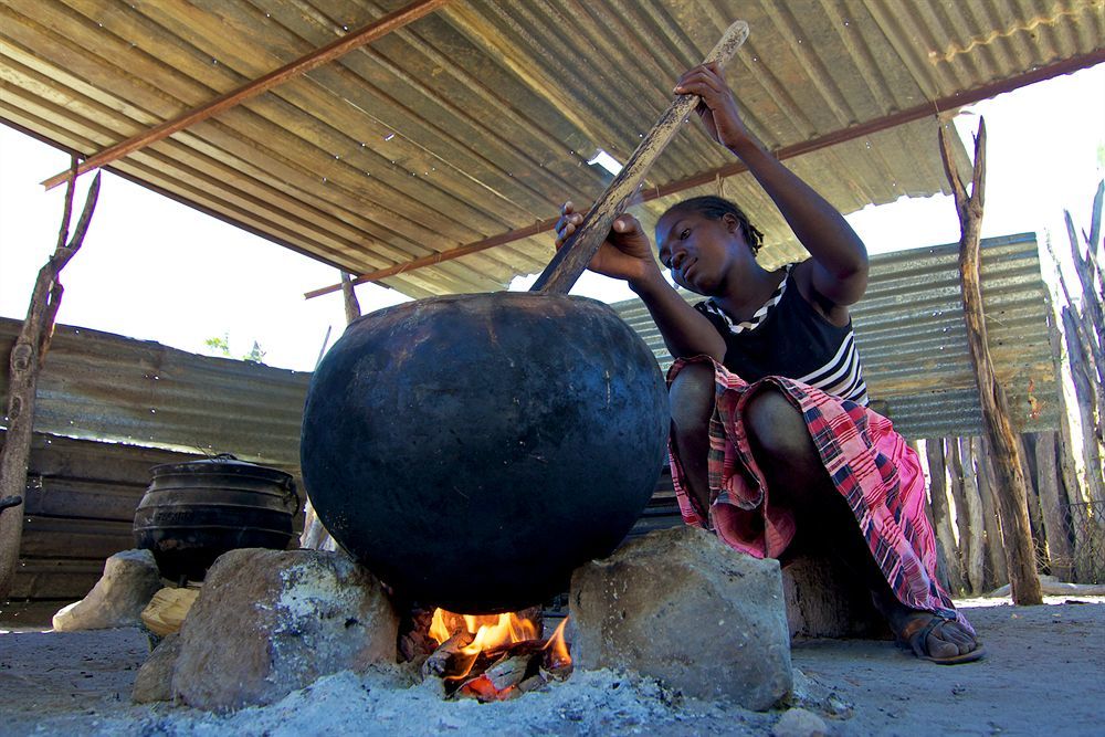 Ongula Village Homestead Lodge Ondangwa Eksteriør bilde